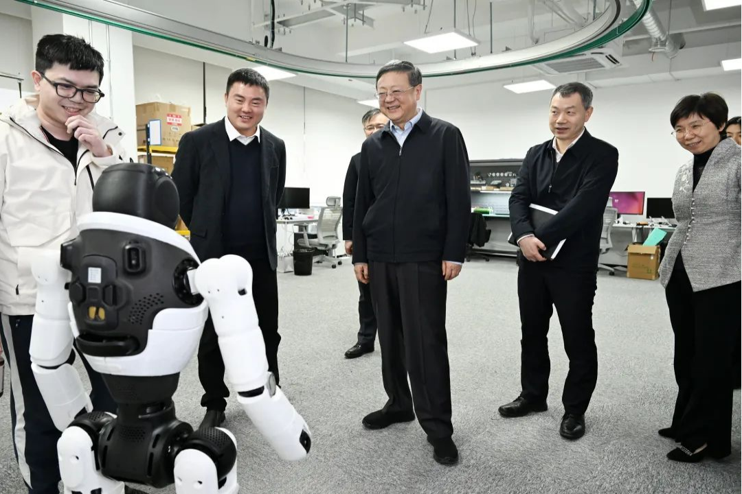 上海市委书记陈吉宁专题调研AG恒峰机器人