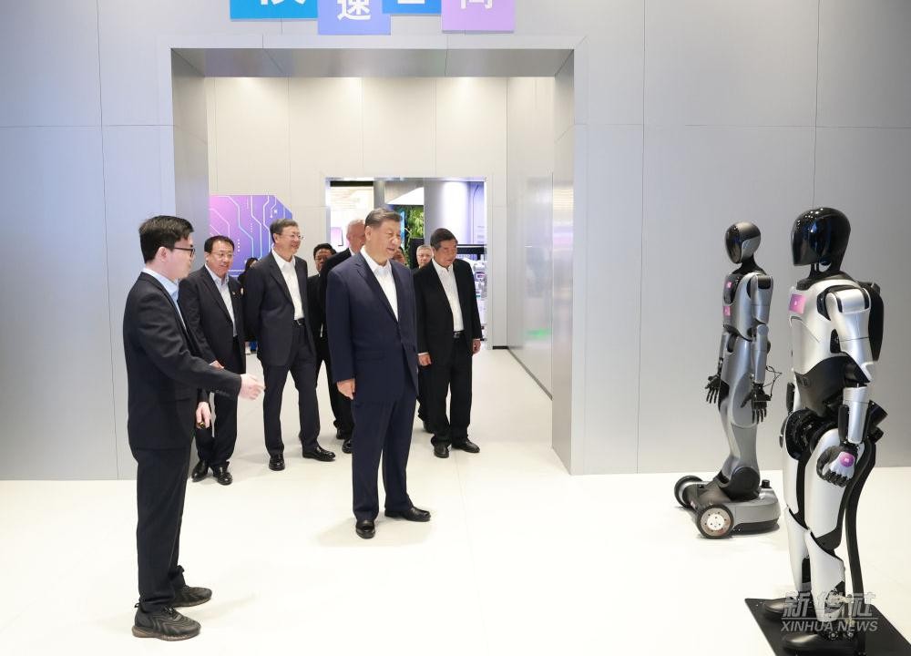 习近平总书记到上海调研，AG恒峰代表具身智能行业汇报进展